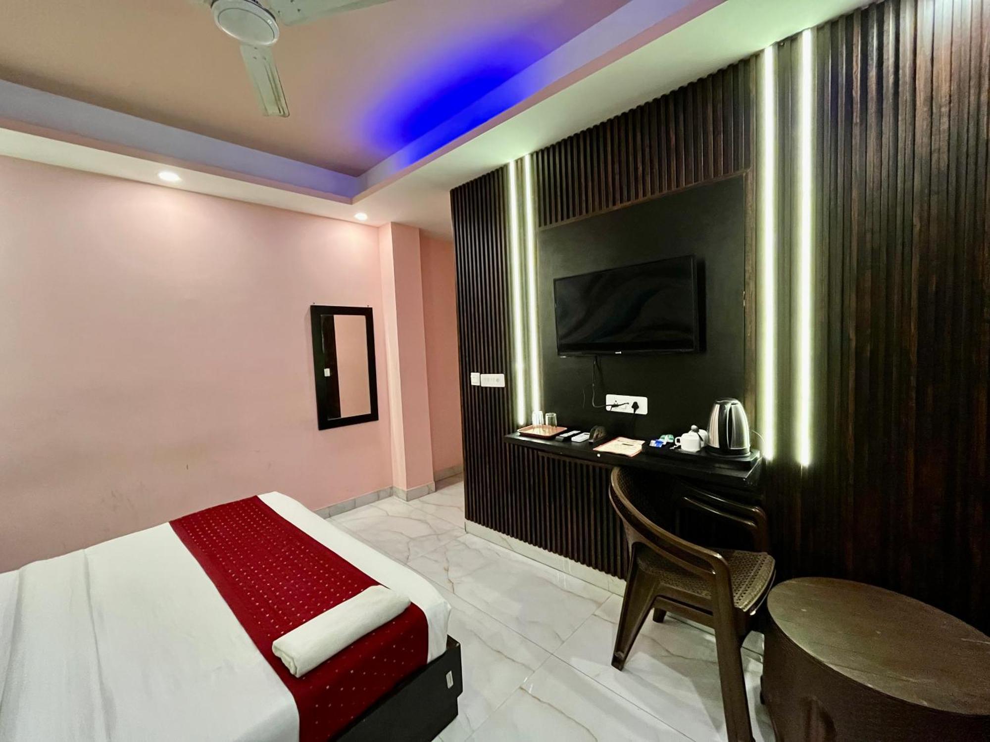 Jupiter Plaza Delhi Airport Hotel New Delhi Ngoại thất bức ảnh