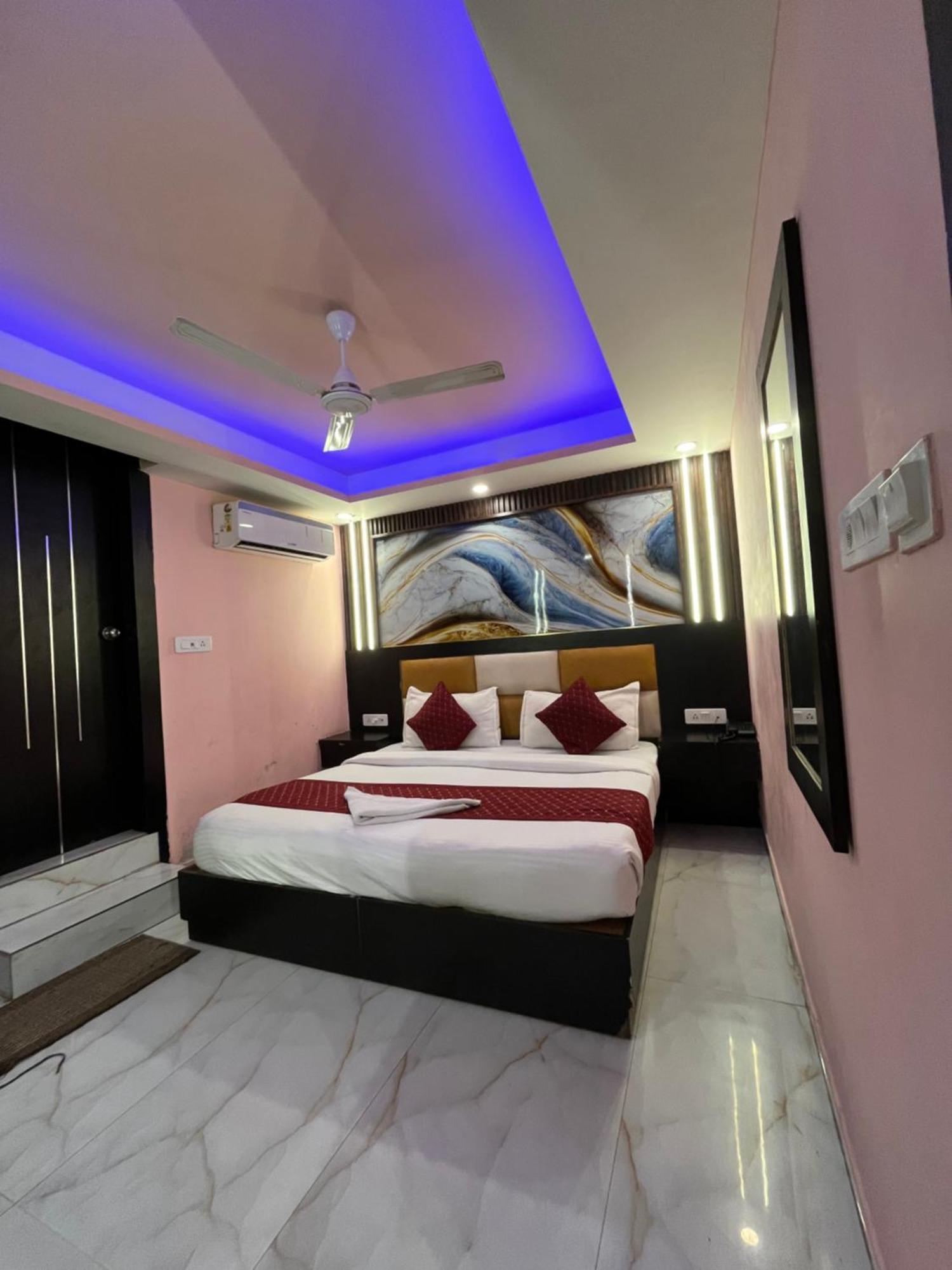 Jupiter Plaza Delhi Airport Hotel New Delhi Ngoại thất bức ảnh